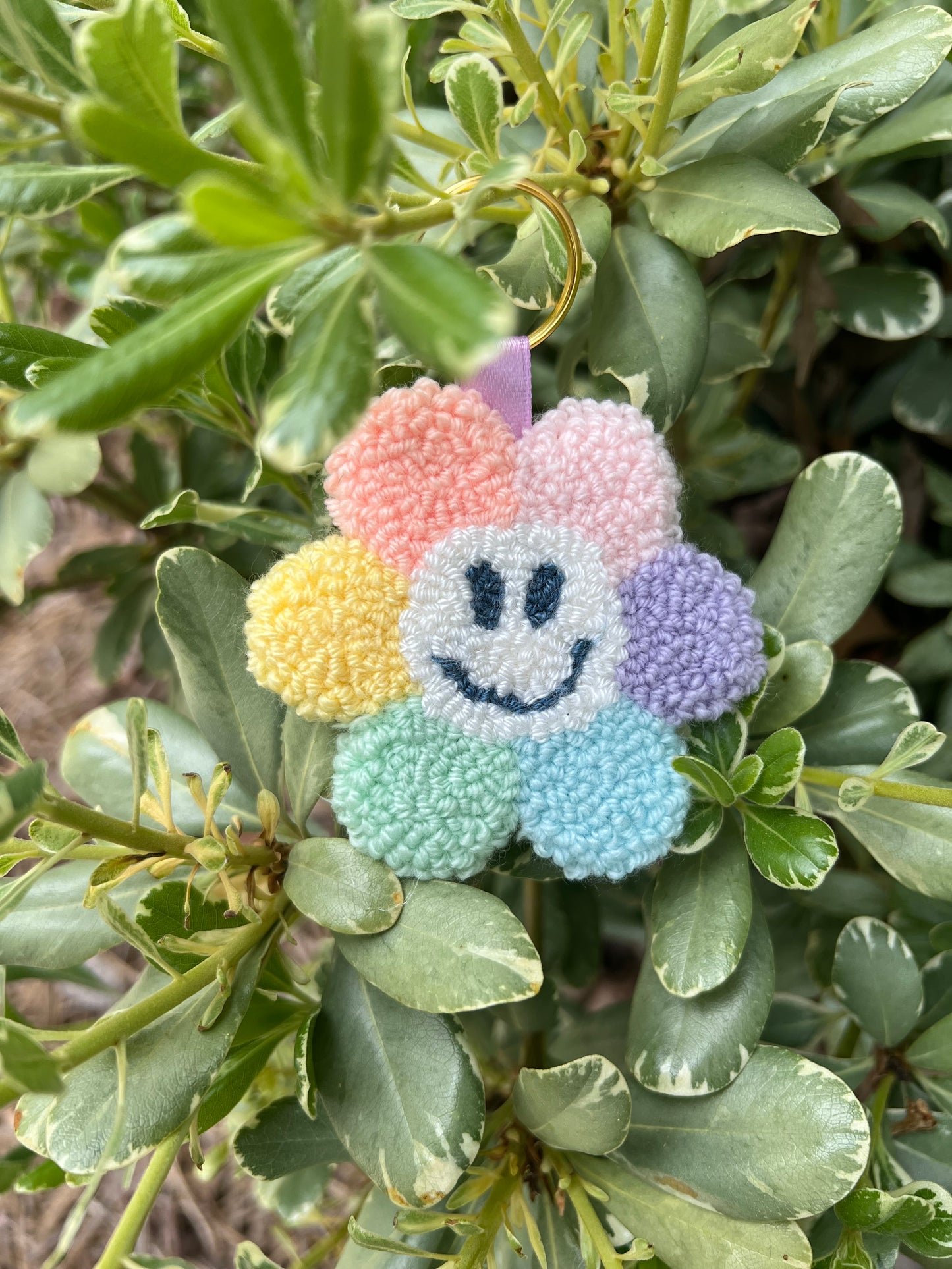 Smiley Flower Keychain